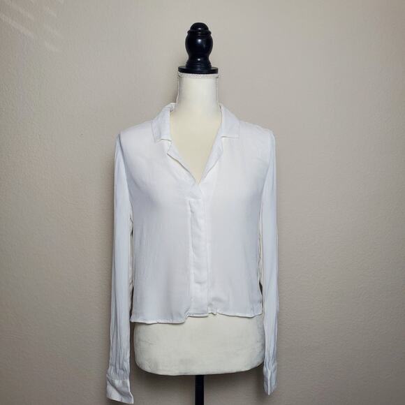 Socialite White Button Down Crop Top Small - Picture 1 of 7